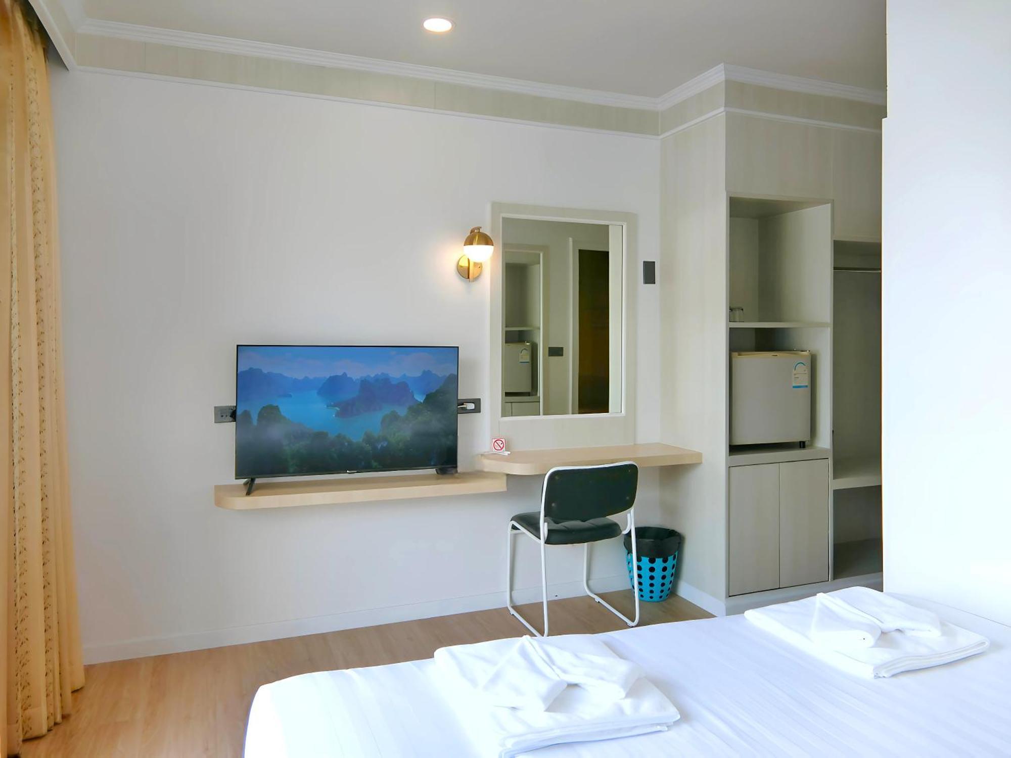 Sira Boutique Residence - Newly Renovated パトン エクステリア 写真